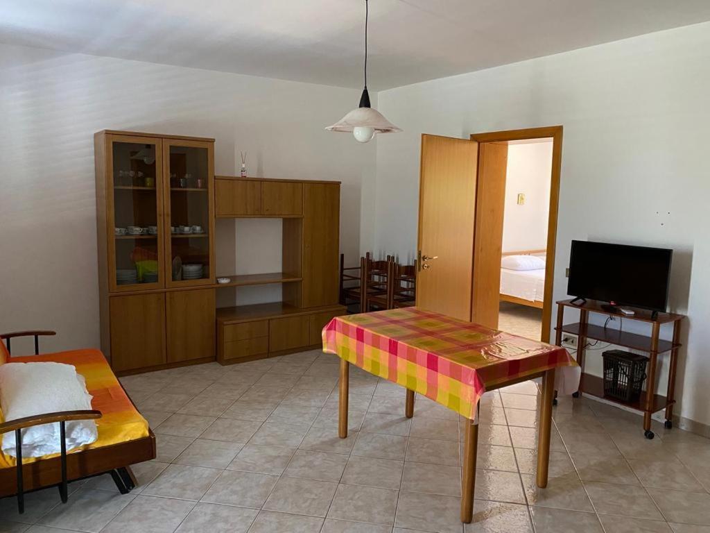Casa Vacanze Foce Varano Apartment Ngoại thất bức ảnh