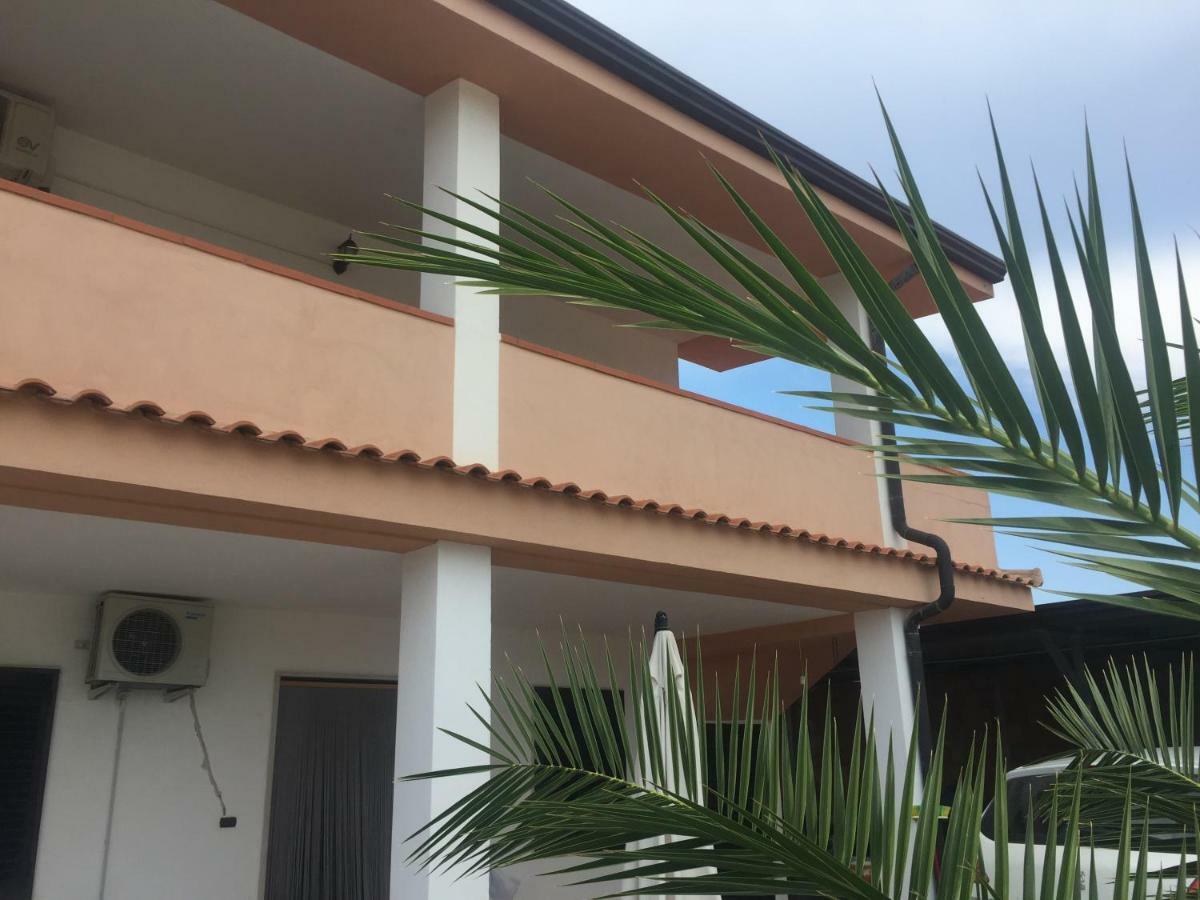 Casa Vacanze Foce Varano Apartment Ngoại thất bức ảnh